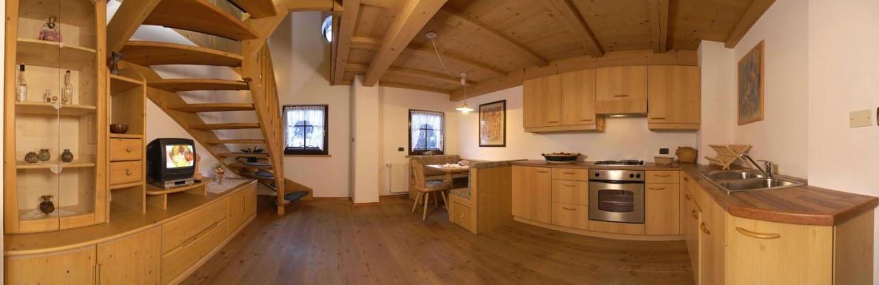 Agriturismo Apartments Tuene Ortisei Ngoại thất bức ảnh