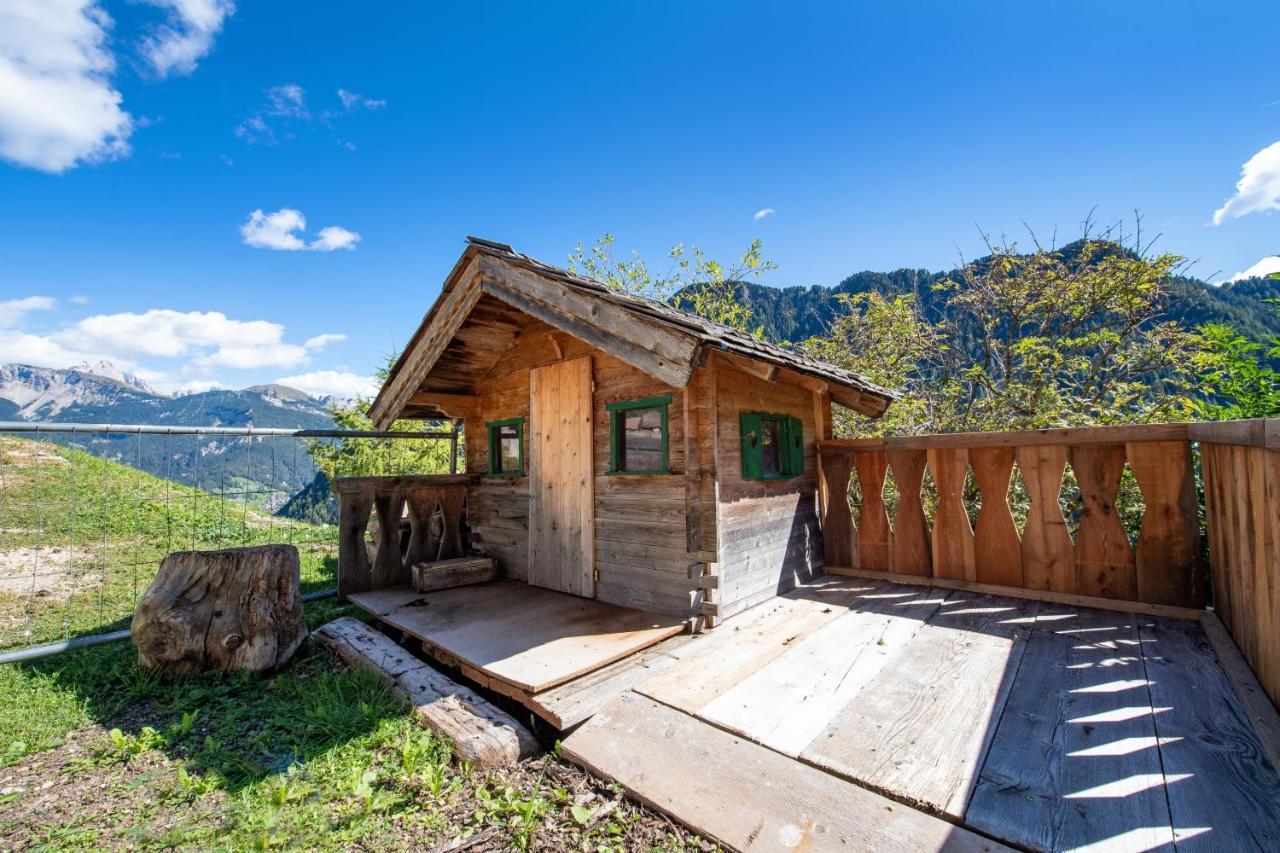 Agriturismo Apartments Tuene Ortisei Ngoại thất bức ảnh
