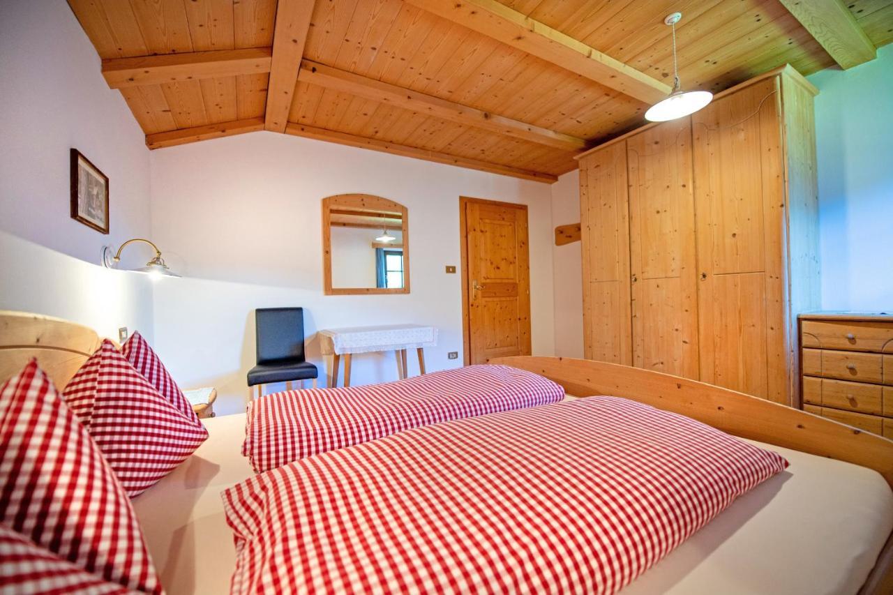 Agriturismo Apartments Tuene Ortisei Ngoại thất bức ảnh